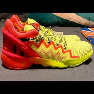 ADIDAS D.O.N Issue #2 GCA Basketball Sneakers: Size Men’s 7/Women’s 8